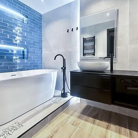 Infinity - By Apricus Holidays *